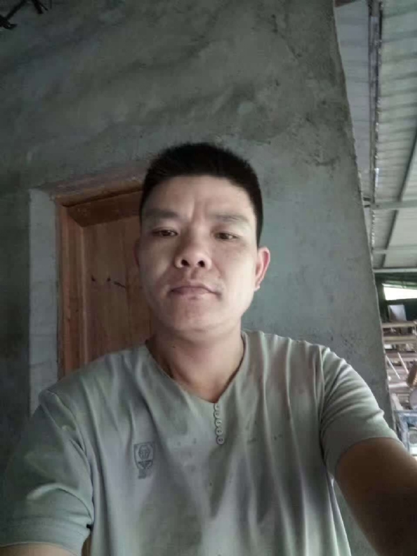 寻找幸福的第一张照片--邵阳相亲服务中心