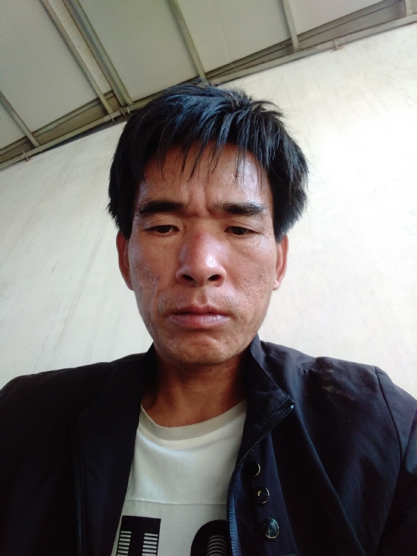 项斌的第一张照片--邵阳相亲服务中心