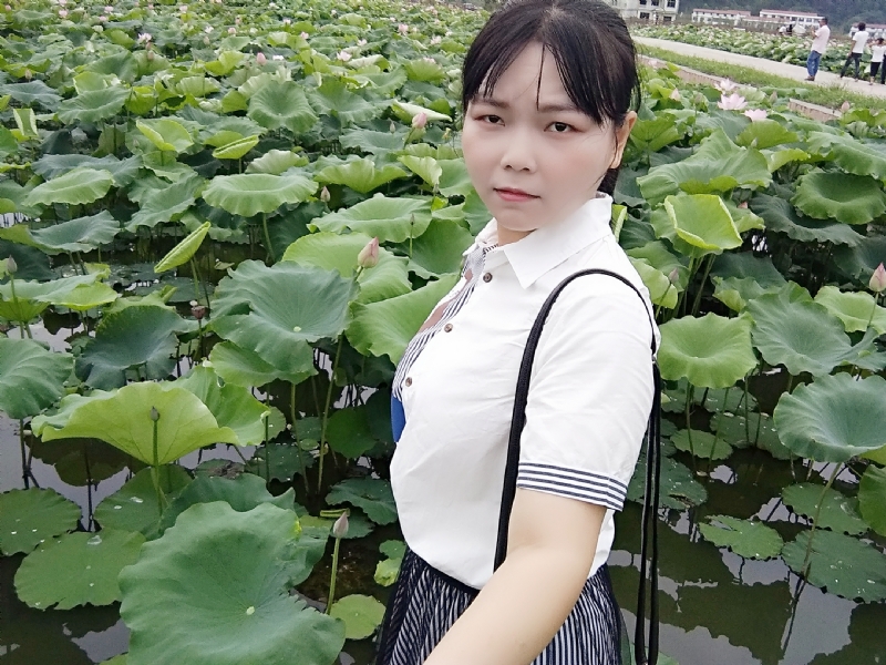 小五同学的第二张照片--邵阳相亲服务中心