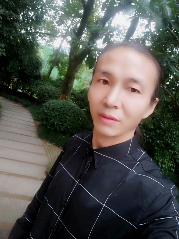 北方的狼的第一张照片--邵阳相亲服务中心