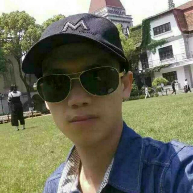 龙小华的第一张照片--邵阳相亲服务中心