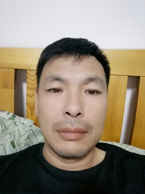 不爱当牛的第一张照片--邵阳相亲服务中心