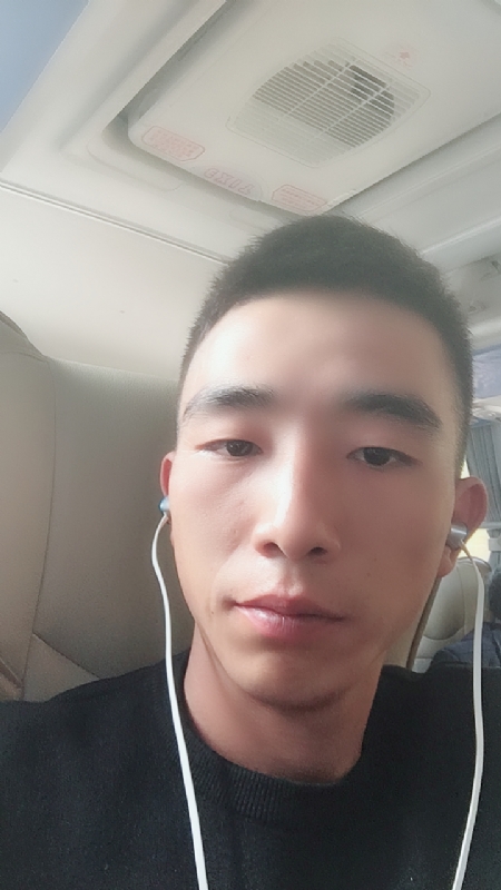 九二年的猴子的第一张照片--邵阳相亲服务中心