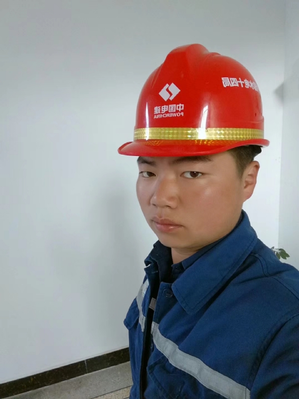 小公牛的第一张照片--邵阳相亲服务中心