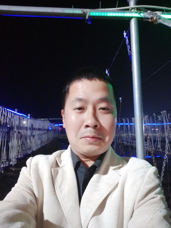 阿峰的第一张照片--邵阳相亲服务中心
