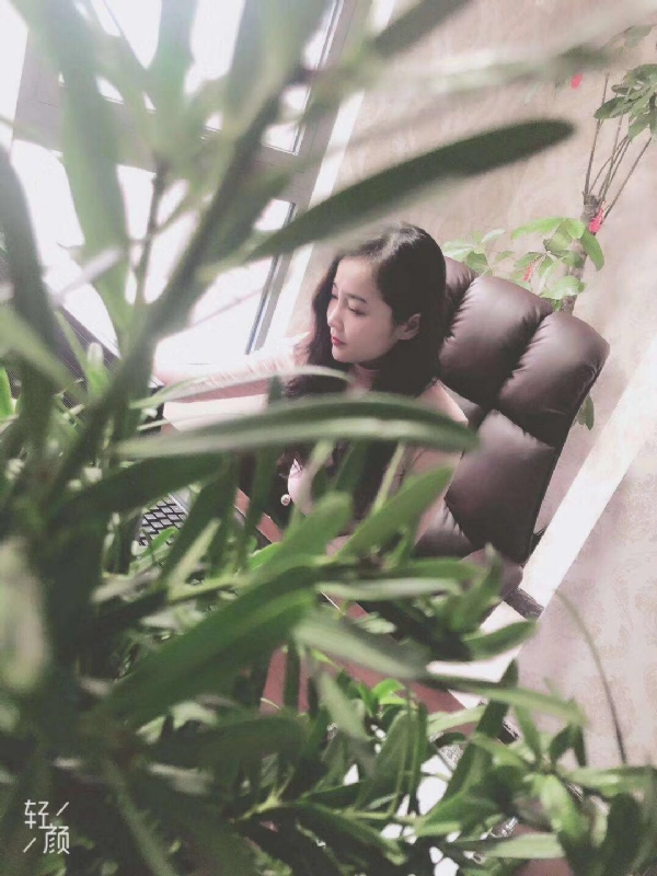时光浅夏的第二张照片--邵阳相亲服务中心