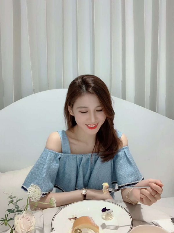 Emily的第三张照片--邵阳相亲服务中心