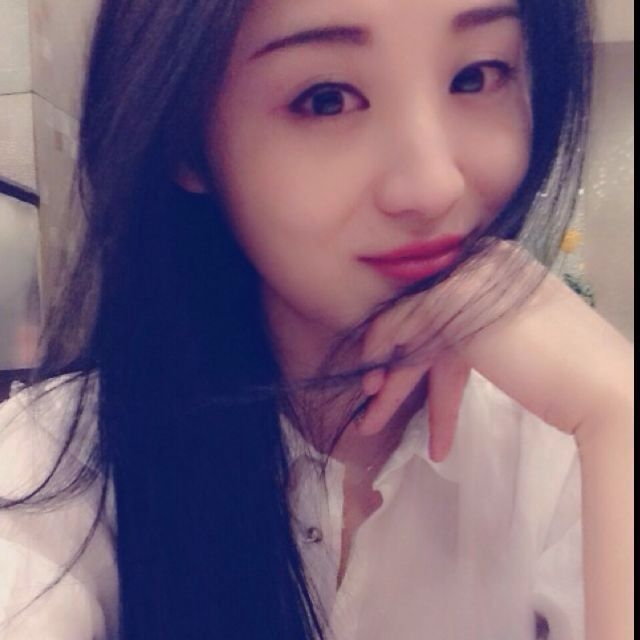在水一方的第一张照片--邵阳相亲服务中心
