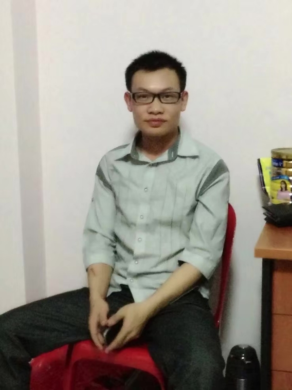 坚强不屈的第一张照片--邵阳相亲服务中心