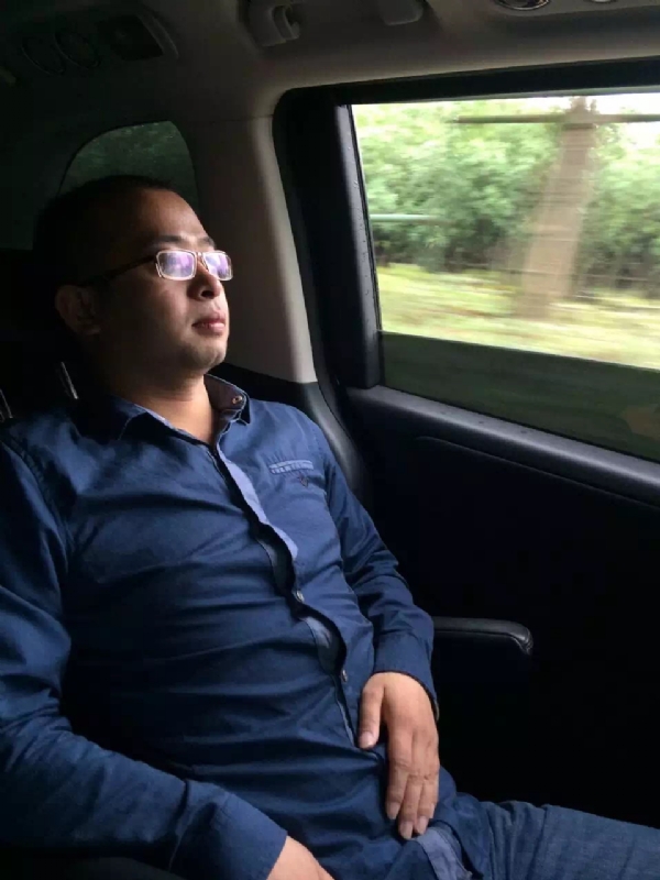 世界那么大的第三张照片--邵阳相亲服务中心