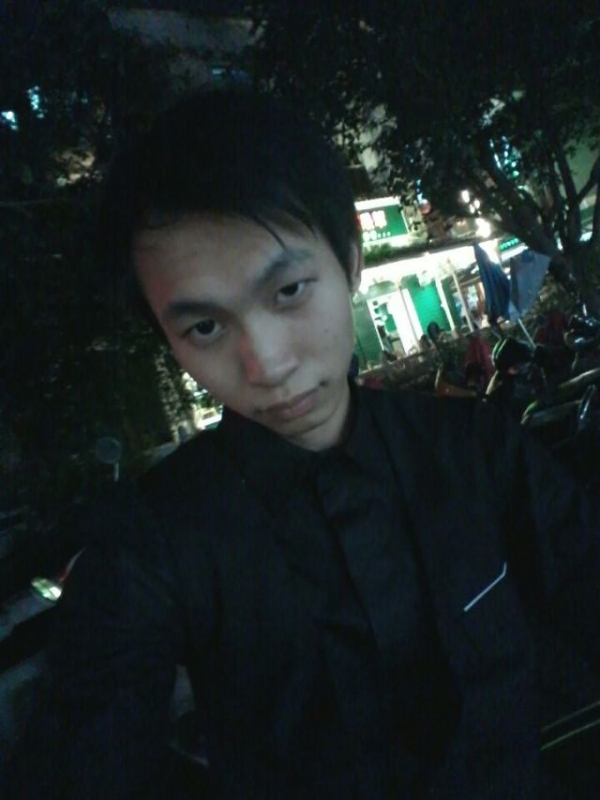 瞬间回眸的第一张照片--邵阳相亲服务中心