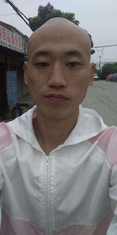 花花公子的第一张照片--邵阳相亲服务中心