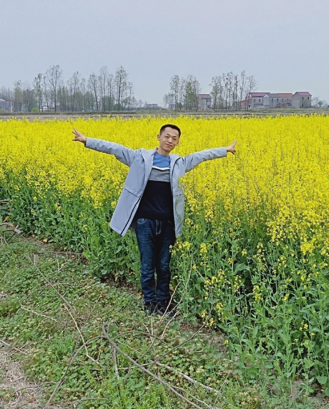 一个真诚的男士的第一张照片--邵阳相亲服务中心
