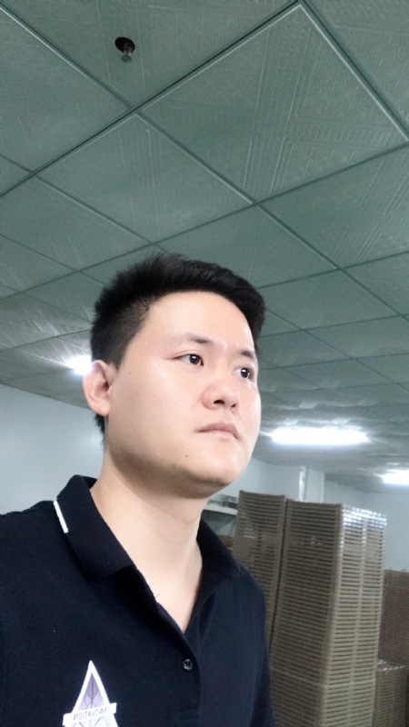 伟的第一张照片--邵阳相亲服务中心