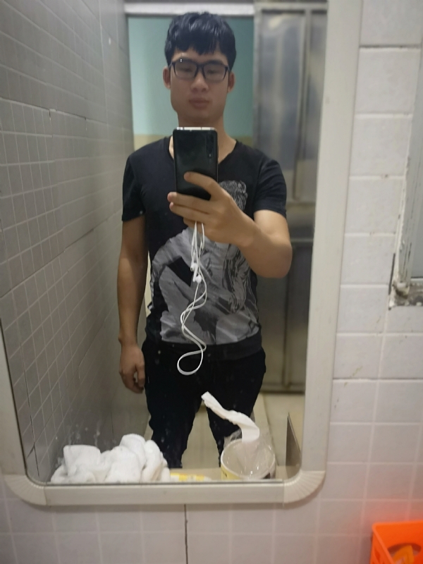 右手的执着的第一张照片--邵阳相亲服务中心