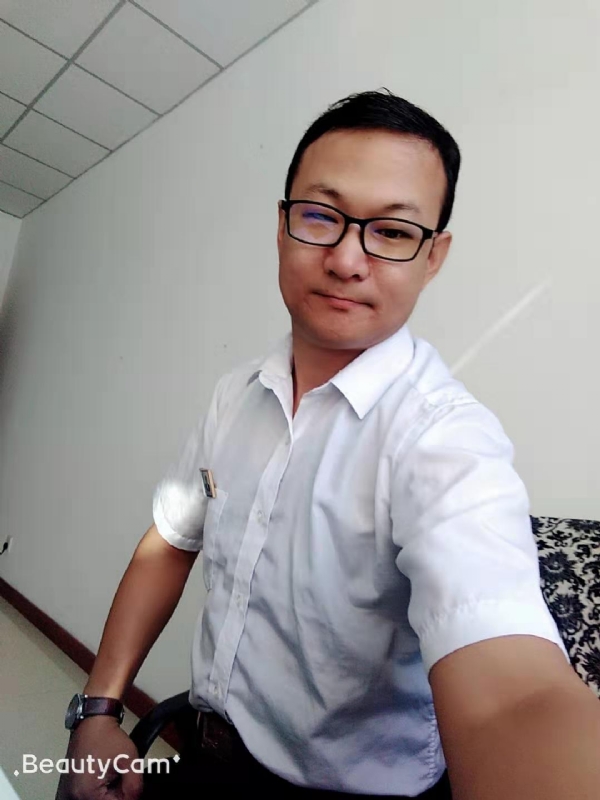 小飞的第一张照片--邵阳相亲服务中心