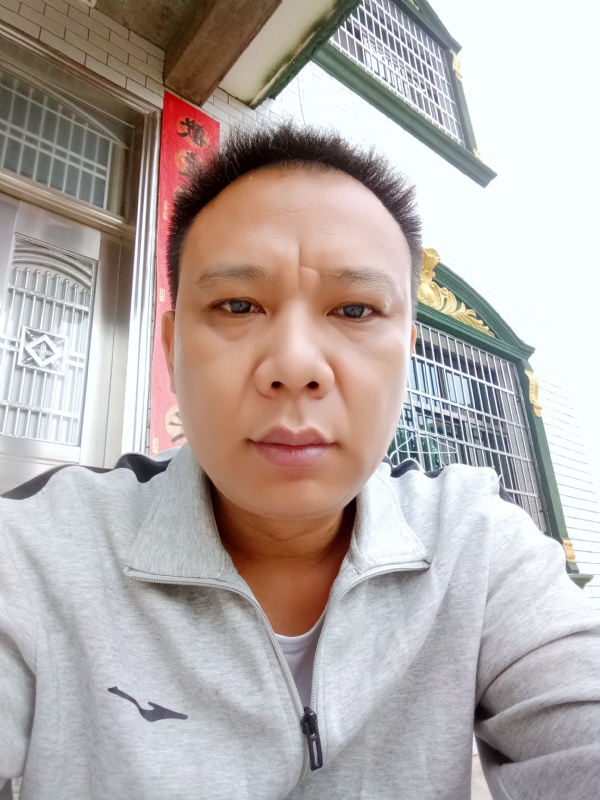 随缘的第一张照片--邵阳相亲服务中心