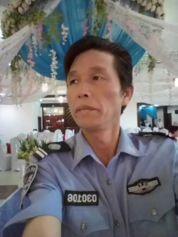 卧窗听雨的第二张照片--邵阳相亲服务中心