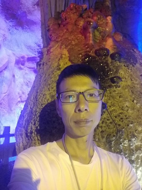 红叶的第一张照片--邵阳相亲服务中心