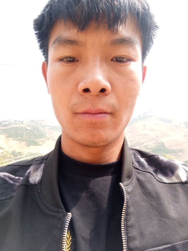 唐伟的第一张照片--邵阳相亲服务中心