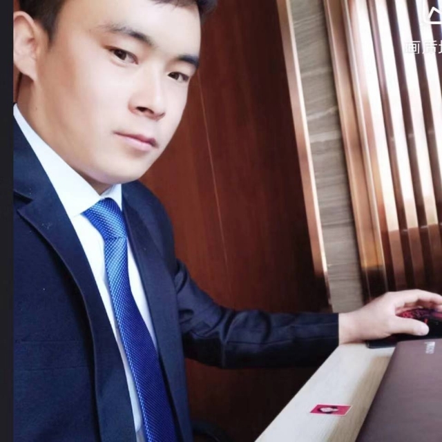 会哭的幸福的第一张照片--邵阳相亲服务中心