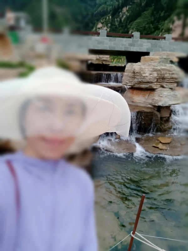 沥秋的第一张照片--邵阳相亲服务中心