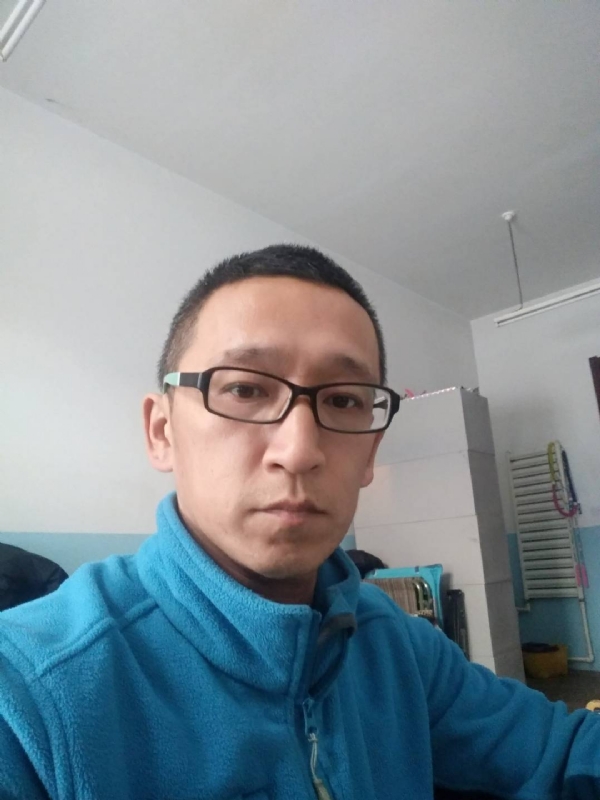晓峰的第三张照片--邵阳相亲服务中心
