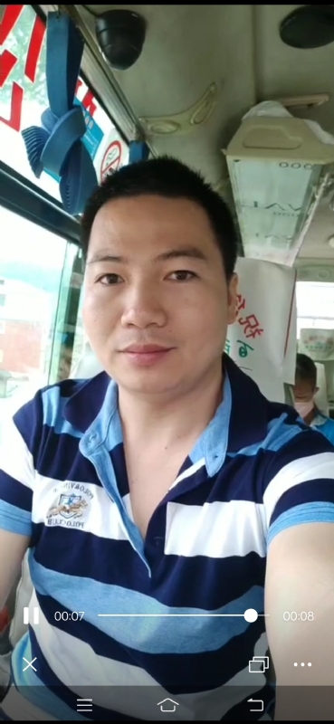 恋人未满的第一张照片--邵阳相亲服务中心