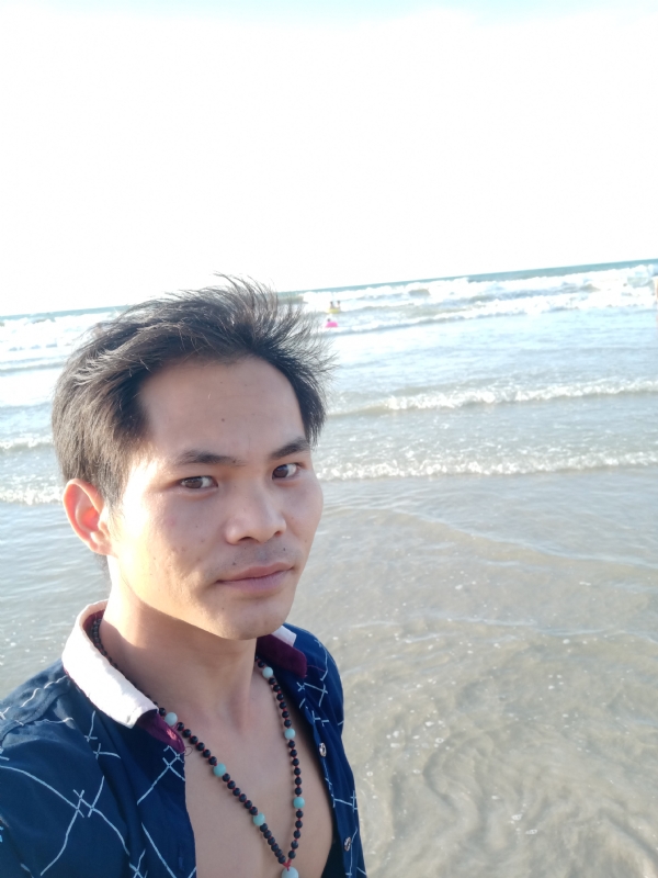 爱已欠费的第一张照片--邵阳相亲服务中心