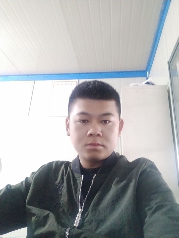 少校的第一张照片--邵阳相亲服务中心