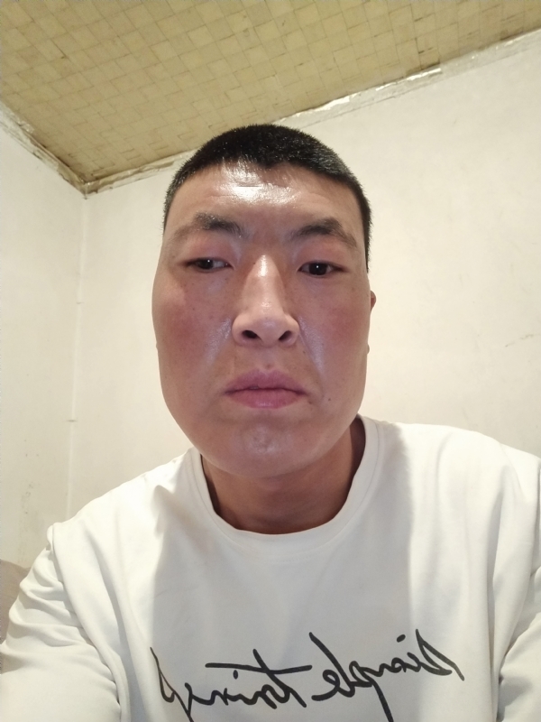 只为遇见你的第一张照片--邵阳相亲服务中心