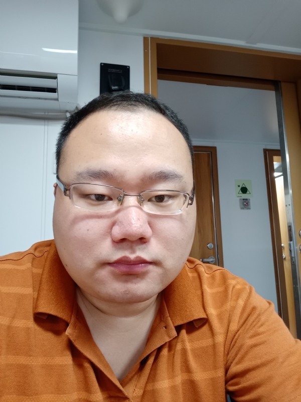 努力爱一次的第一张照片--邵阳相亲服务中心