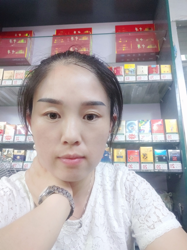 睿智的第二张照片--邵阳相亲服务中心