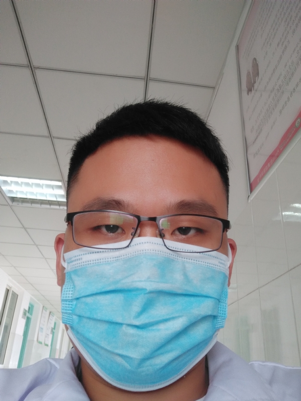 风轻云淡的第一张照片--邵阳相亲服务中心