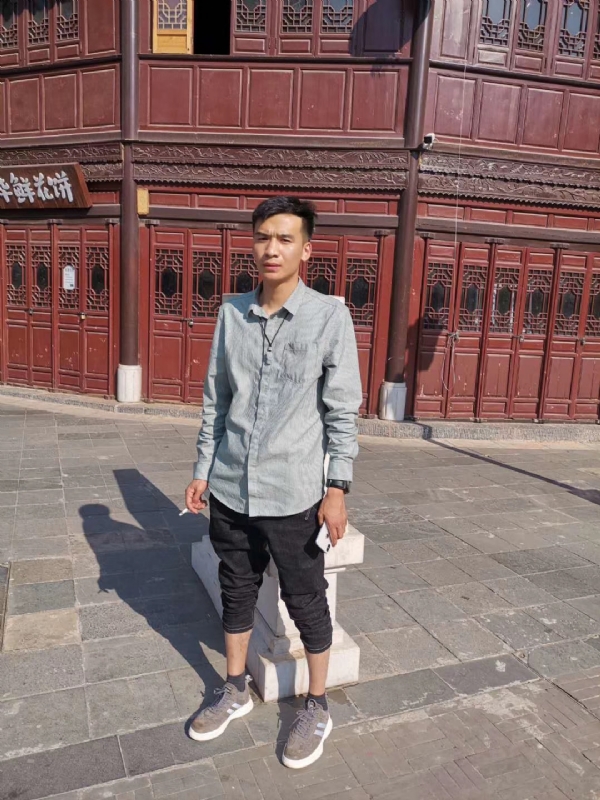 刘方的第一张照片--邵阳相亲服务中心