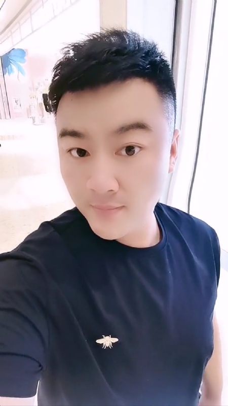 微风徐徐的第二张照片--邵阳相亲服务中心