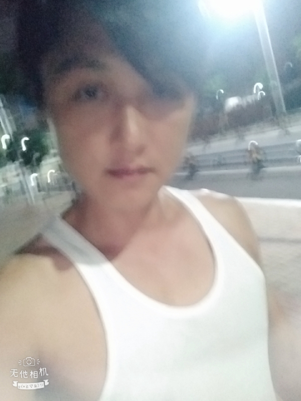 弟弟的第一张照片--邵阳相亲服务中心