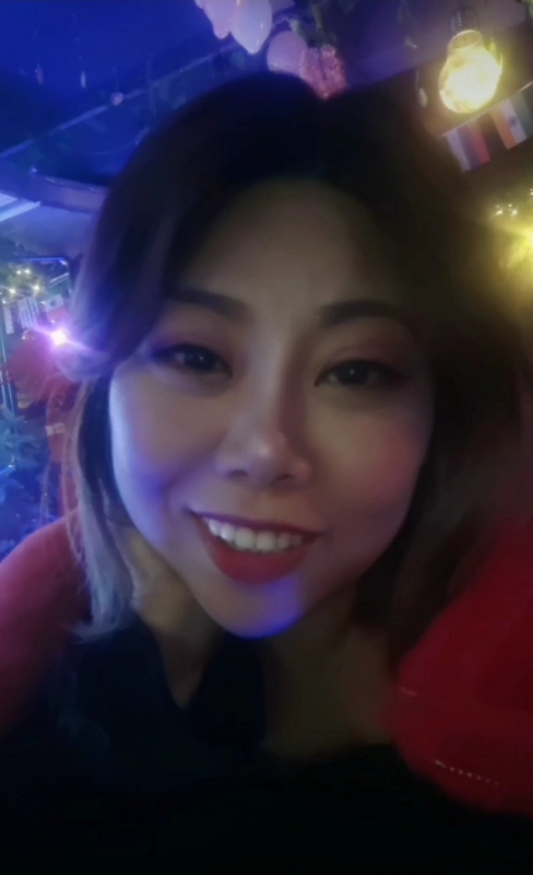 收快递的费仙女的第一张照片--邵阳相亲服务中心