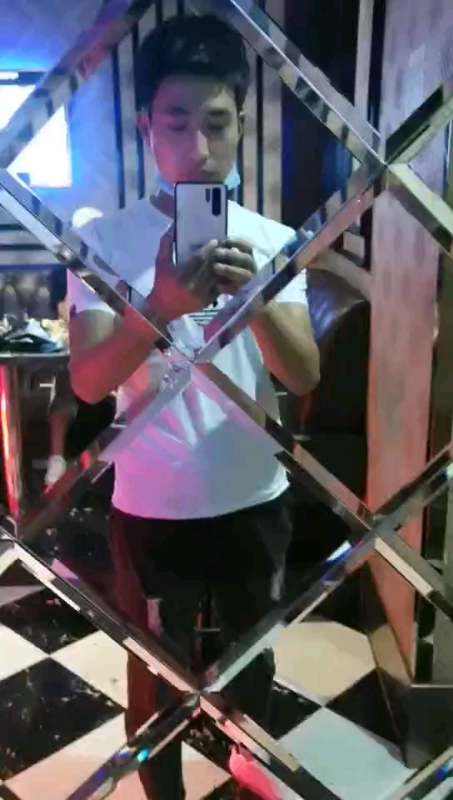 暖心的第一张照片--邵阳相亲服务中心