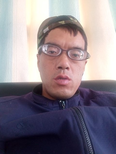 等待有缘人的第一张照片--邵阳相亲服务中心