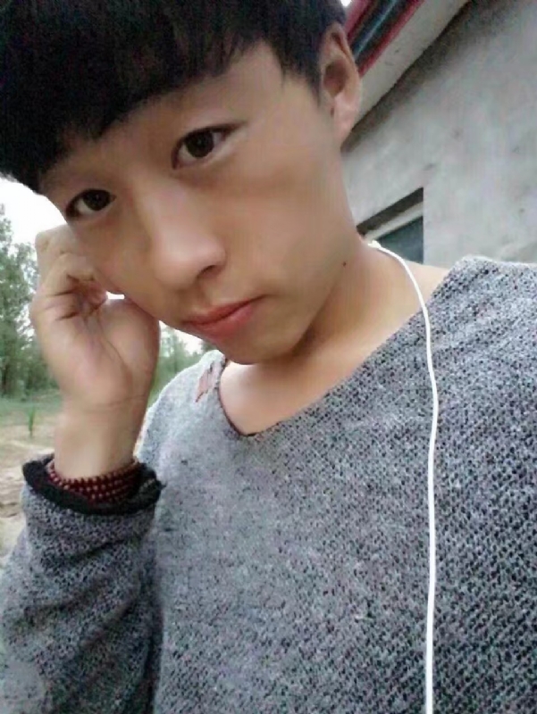 小胡的第一张照片--邵阳相亲服务中心