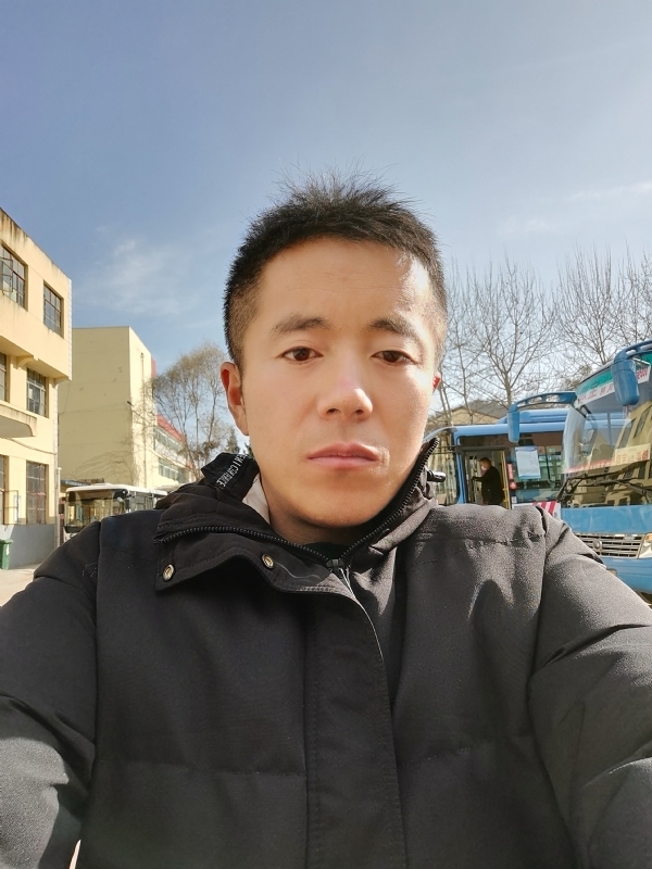 孤独的云的第三张照片--邵阳相亲服务中心