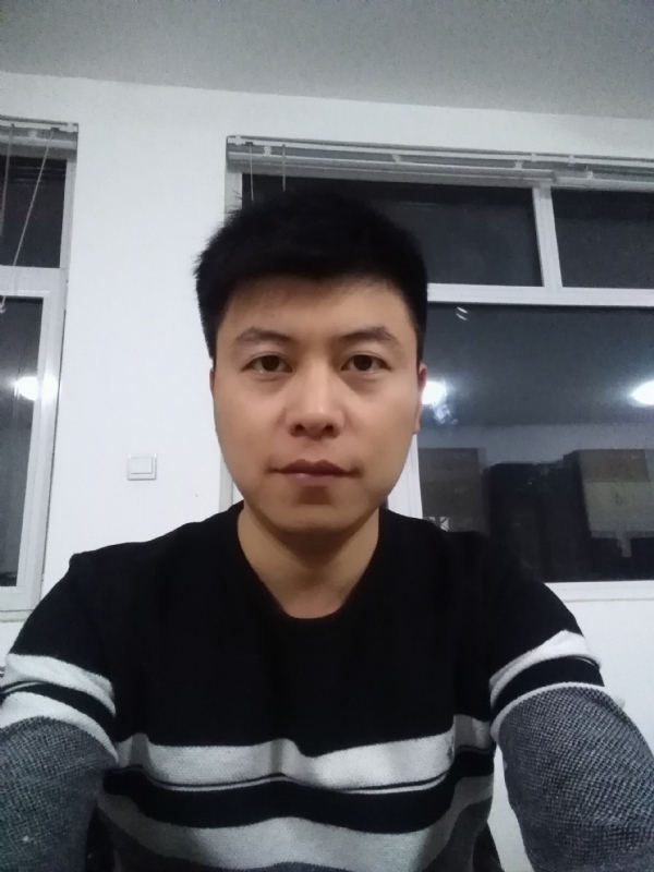 呵呵的第一张照片--邵阳相亲服务中心