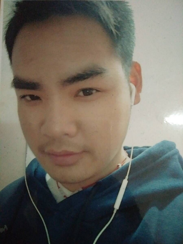 渴望爱的第一张照片--邵阳相亲服务中心