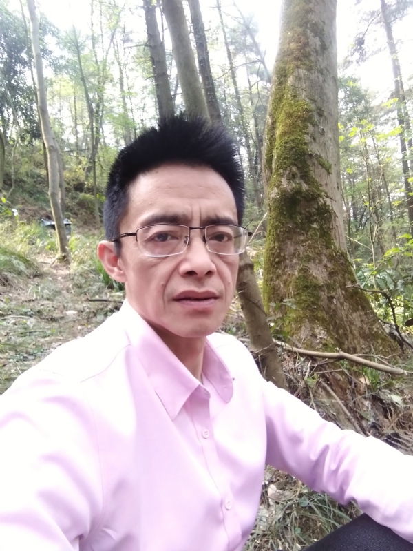吴彬的第一张照片--邵阳相亲服务中心
