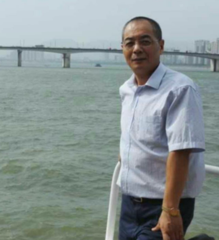 辛民的第二张照片--邵阳相亲服务中心