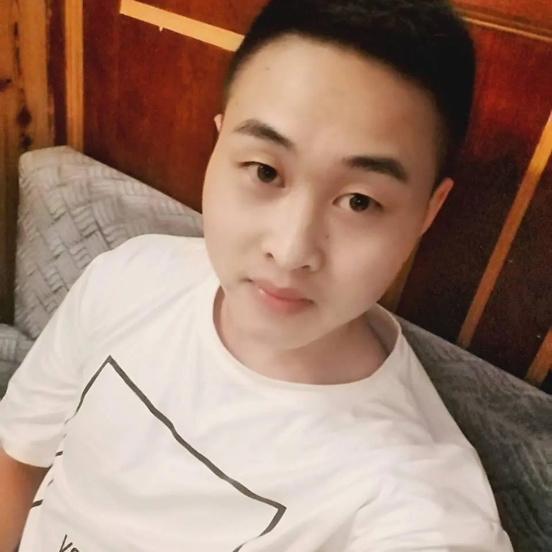 娃娃脸小爸爸的第一张照片--邵阳相亲服务中心