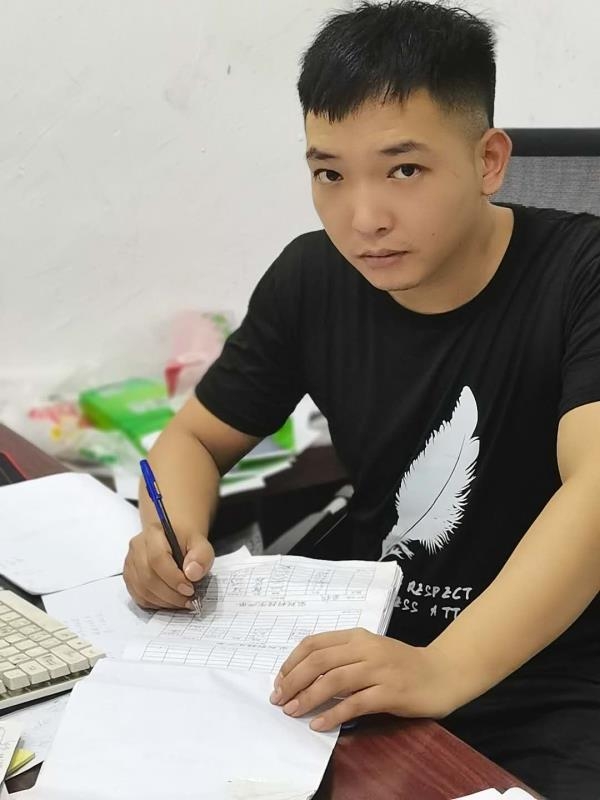 寻找另一伴的第一张照片--邵阳相亲服务中心