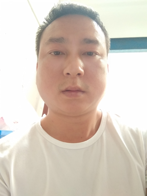 大叔的第一张照片--邵阳相亲服务中心