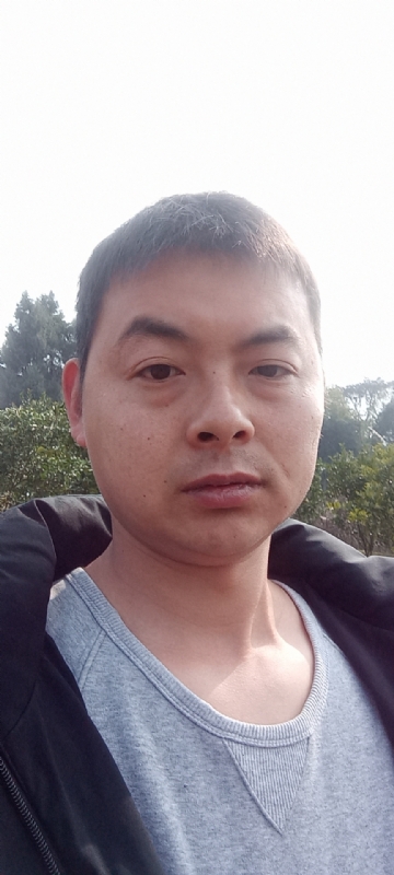 亲亲抱抱我爱你的第一张照片--邵阳相亲服务中心